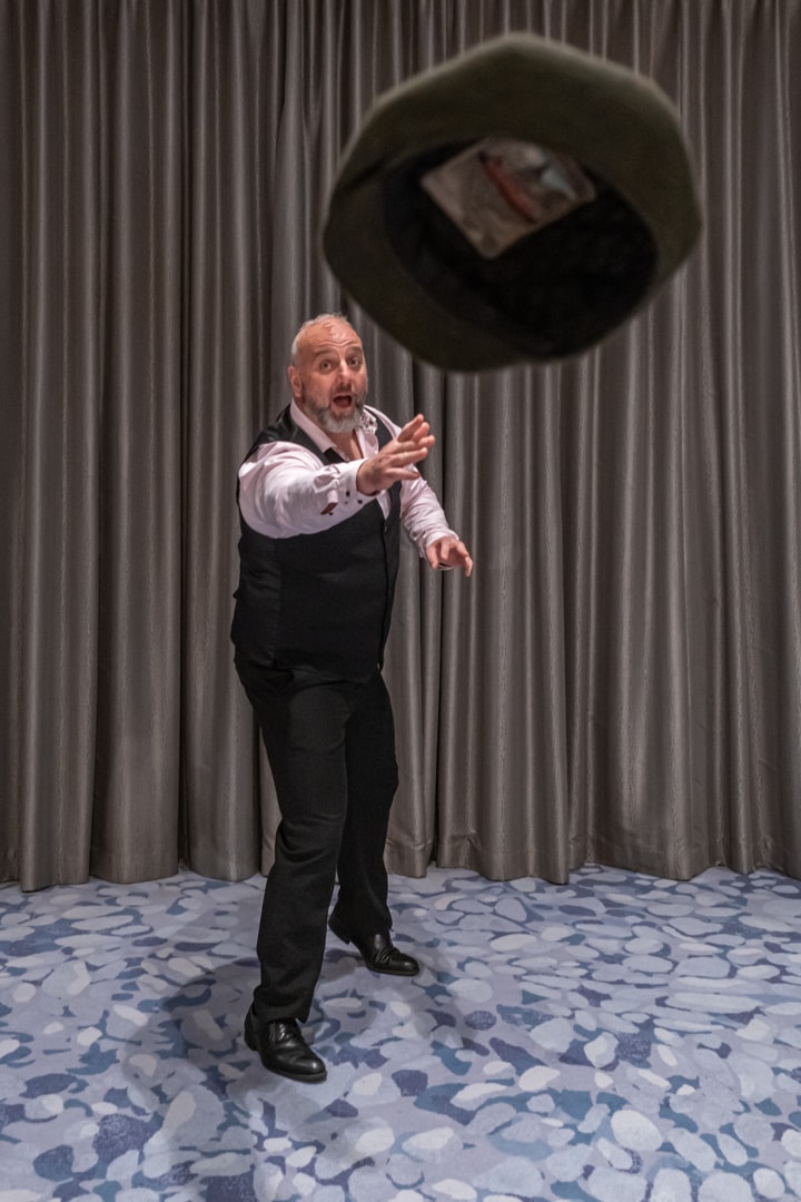 Venue lights and atmosphere